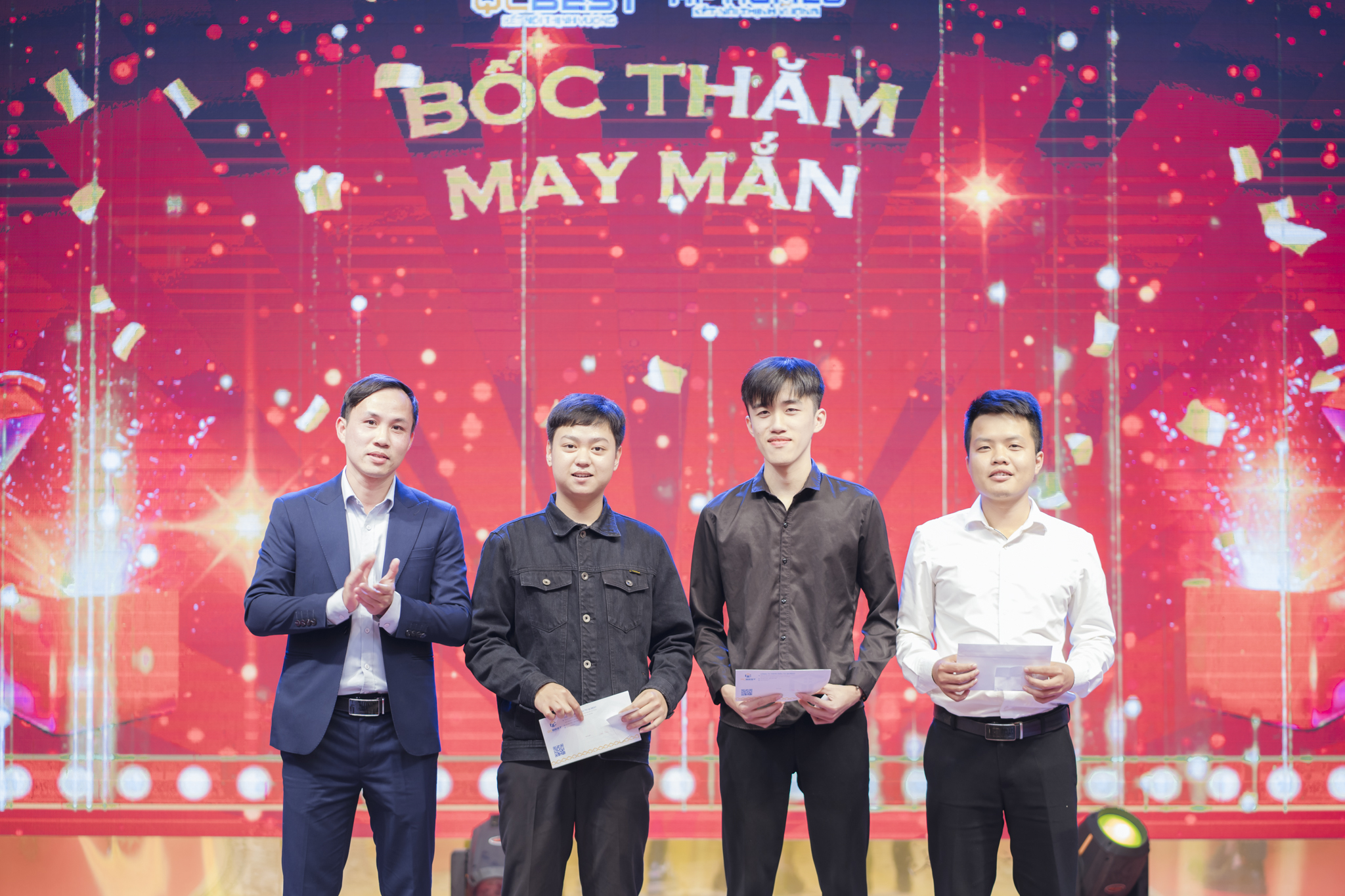 Hồi hộp – Vỡ òa – Bùng nổ cảm xúc cùng chương trình "Bốc thăm may mắn" tại QCBEST