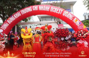 Cổng chào mừng khai trương VPBH chi nhánh Quảng Ninh